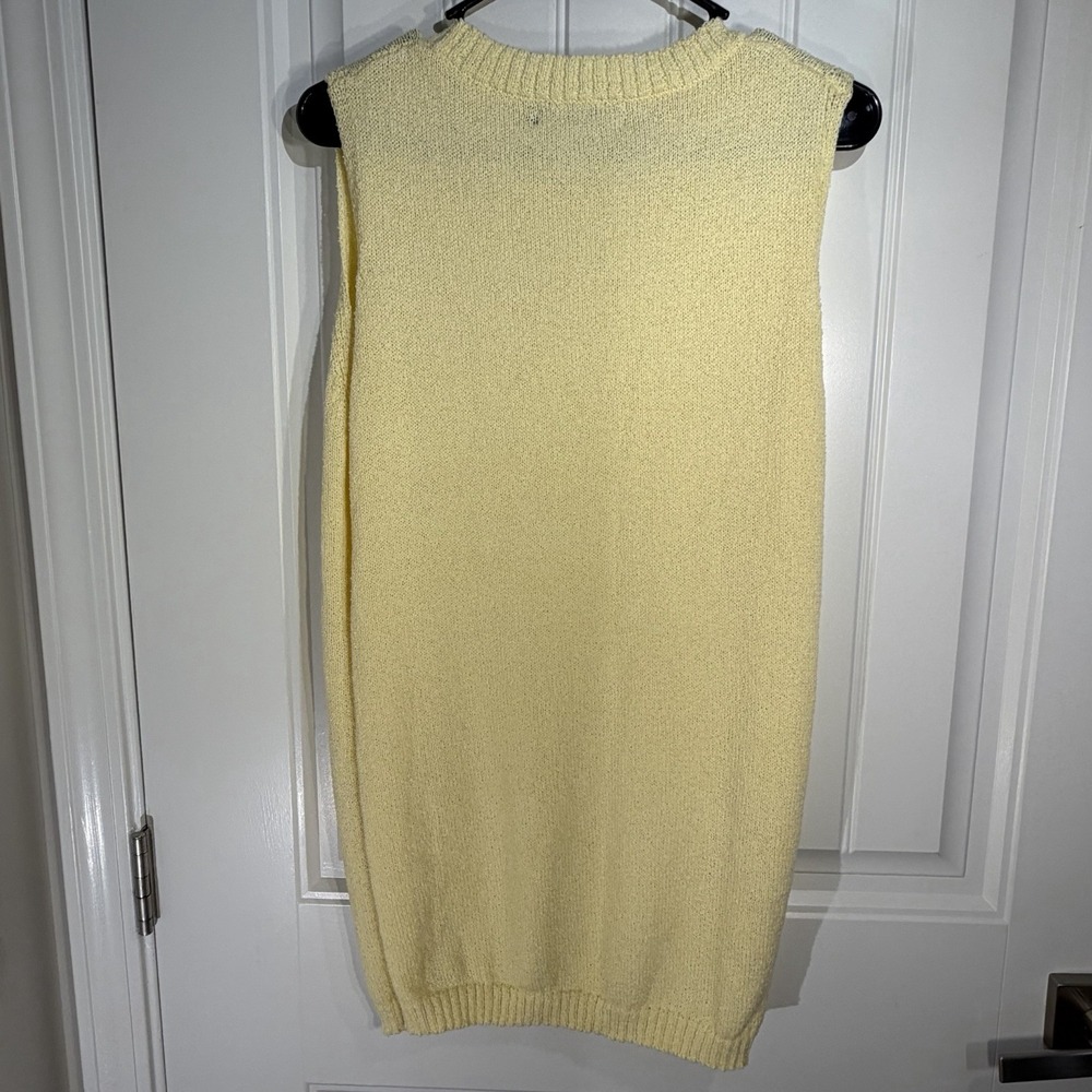 Nenona Yellow Knit 2 pc Set Sleeveless Sweater Vest/Tank w/ Shorts Women's‎ Sz M
